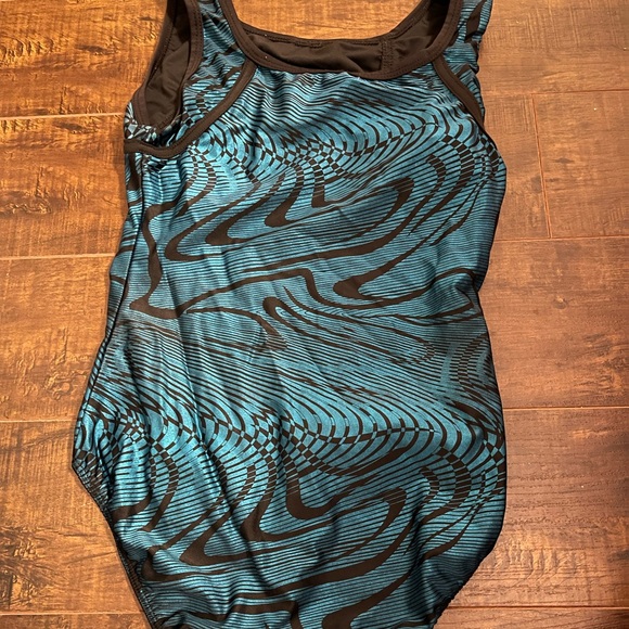 Leotard - Picture 2 of 2
